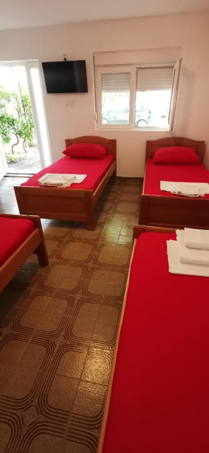 Sobe I Apartmani Marovic Petrovac 외부 사진